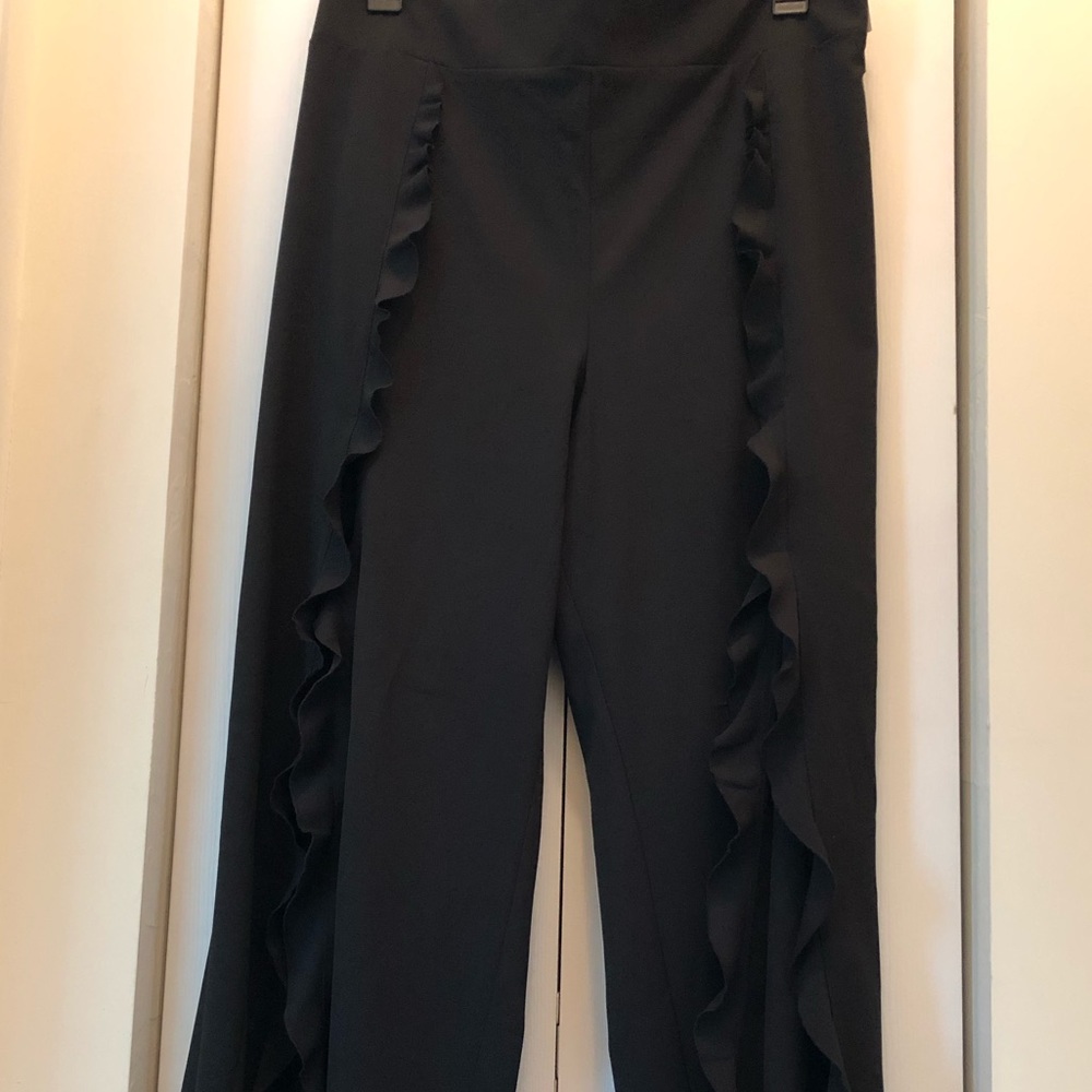 Women’s clothing, pants